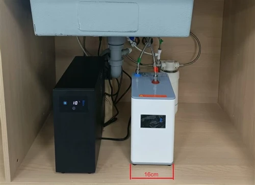 Qual tamanho de tanque de água fervente se adapta à sua cozinha